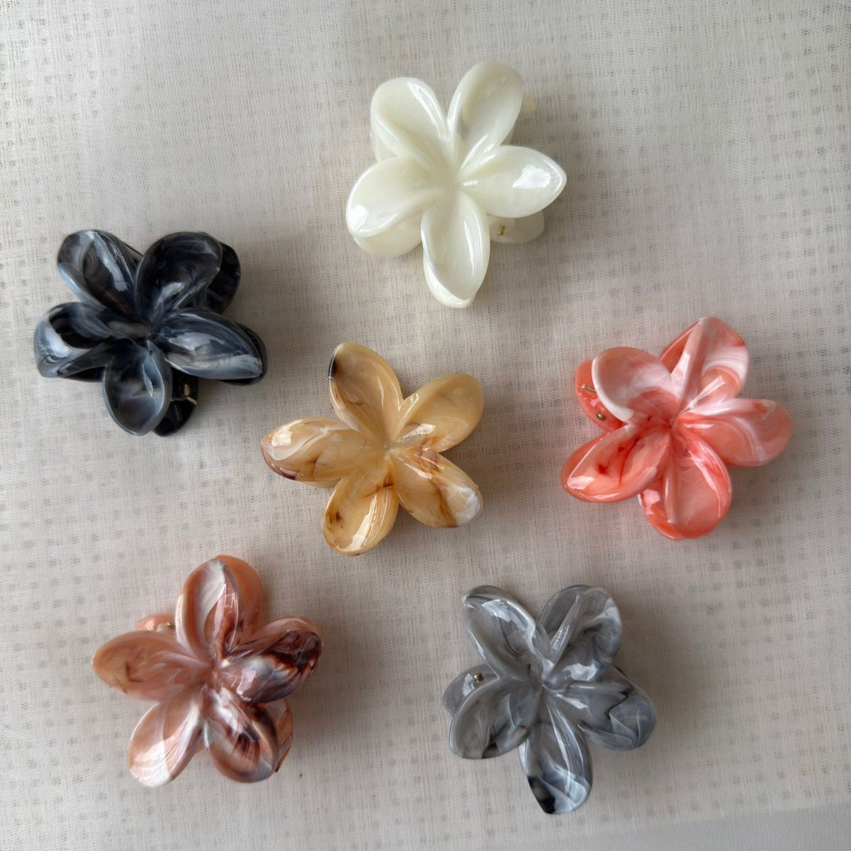 Marble Hawaii Flower Small