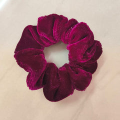 Velvet Scrunchies Med